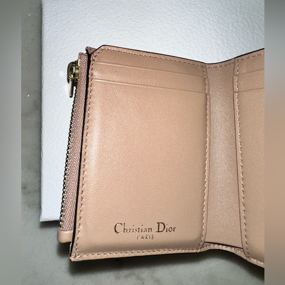 Dior Saddle Lotus Wallet - Picture 5 of 5
